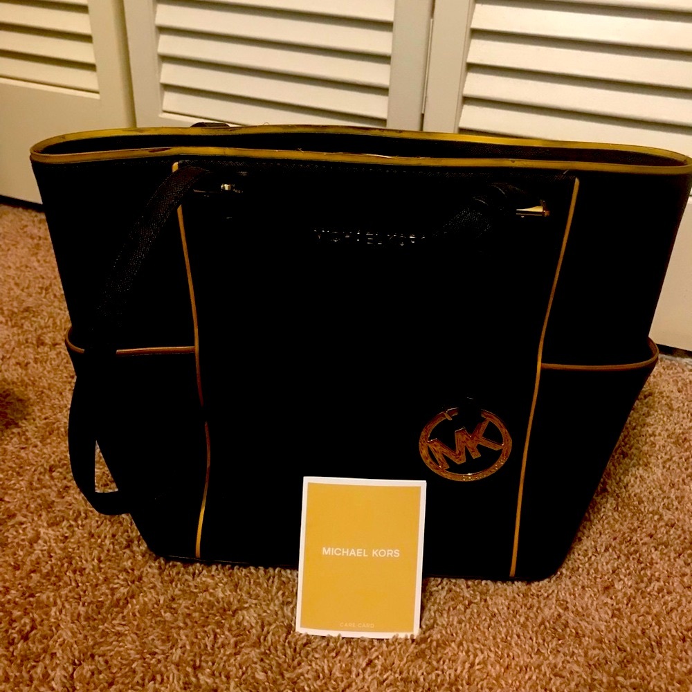 Michael Kors Black Small Tote Bag…Excellent Condition/Smoke Free